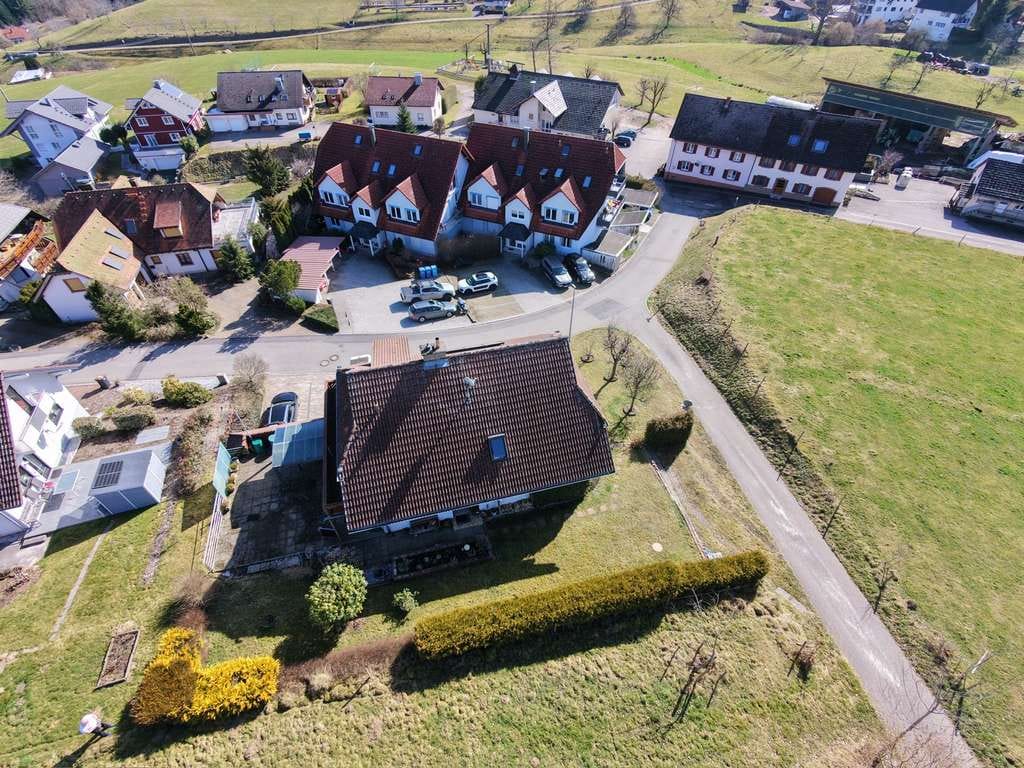 Immobilie in Kleines Wiesental - Großzügiges Einfamilienhaus mit Einliegerwohnung in exponierter Aussichtslage von Sallneck - Bild 3