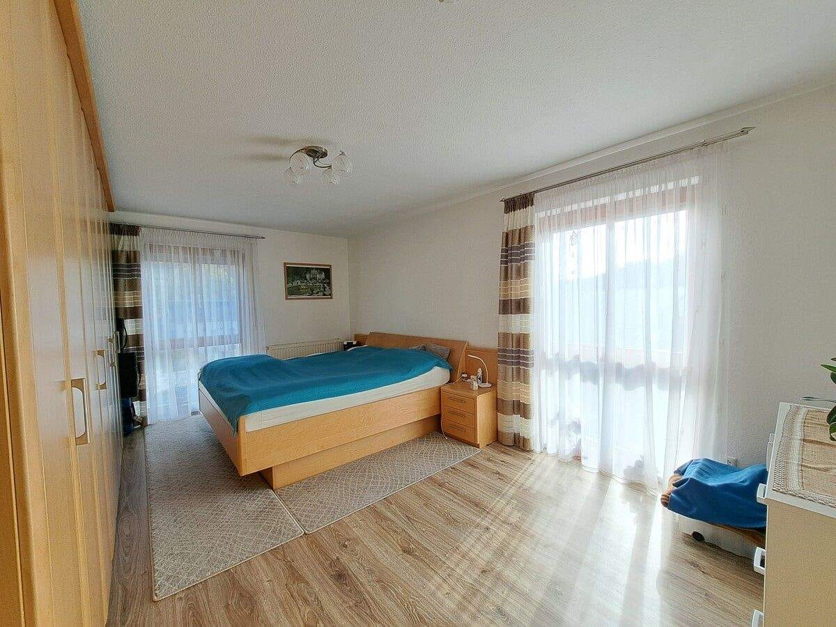 Immobilie in Mulda/Sachsen - Stilvolle Erdgeschoss-Wohnung zum Verkauf: 4 Räume, Tiefgarage, großzügige Terrasse in Mulda/Sa.! - Bild 3