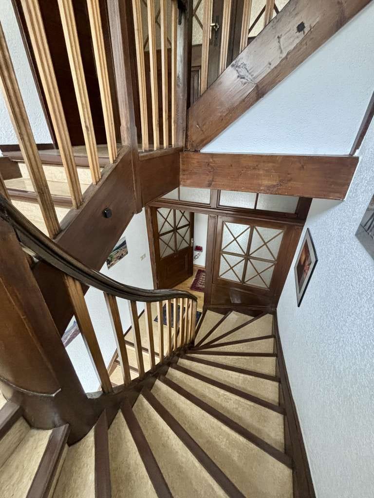 Immobilie in St. Blasien - Stilvolle Villa - Gewerbeeinheit - große mediterrane Südwohnung am Bach ! - Bild 1