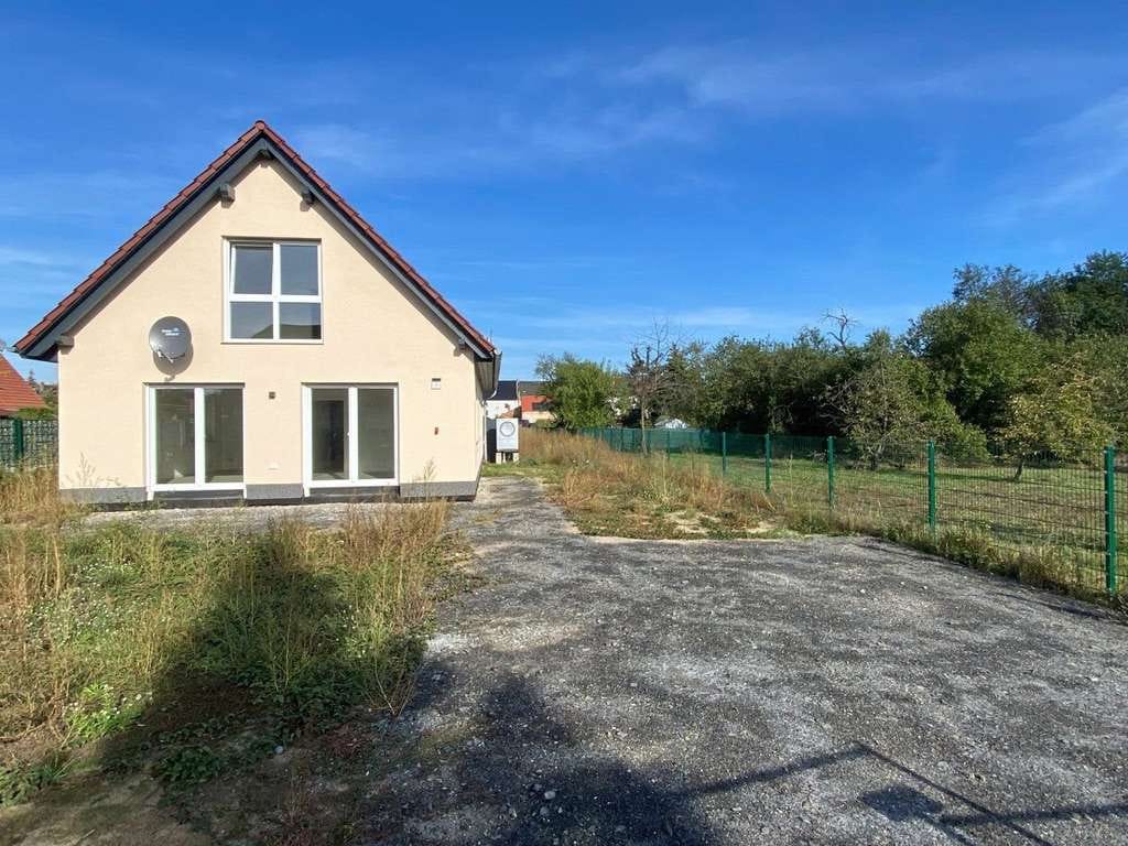 Immobilie in Falkenberg/Elster - Wohnen im Grünen – modernes Einfamilienhaus in Falkenberg/Elster. - Bild 2