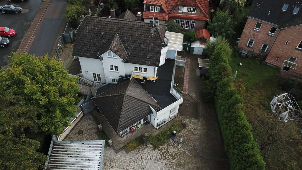 Immobilie in Biebergemünd - Großzüg. Zweifamilienhaus m. Baugrundstück  Wohnen & Investieren im Spessart - Bild 0