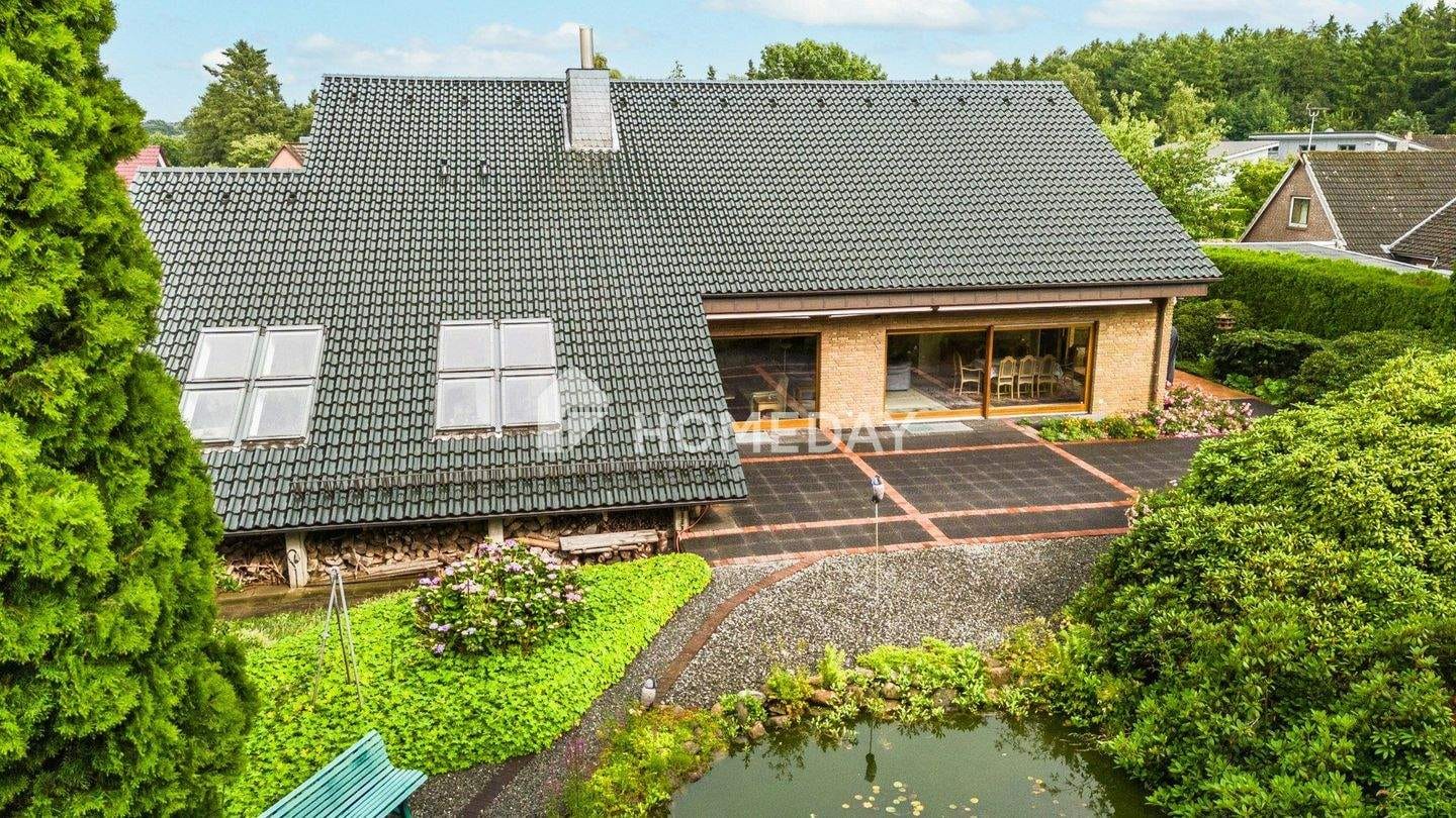 Immobilie in Kropp - Exklusives Haus mit 2 Einheiten, 377 m² Wohnfläche und Gartenparadies - ideal für Wohnen & Arbeiten - Bild 1