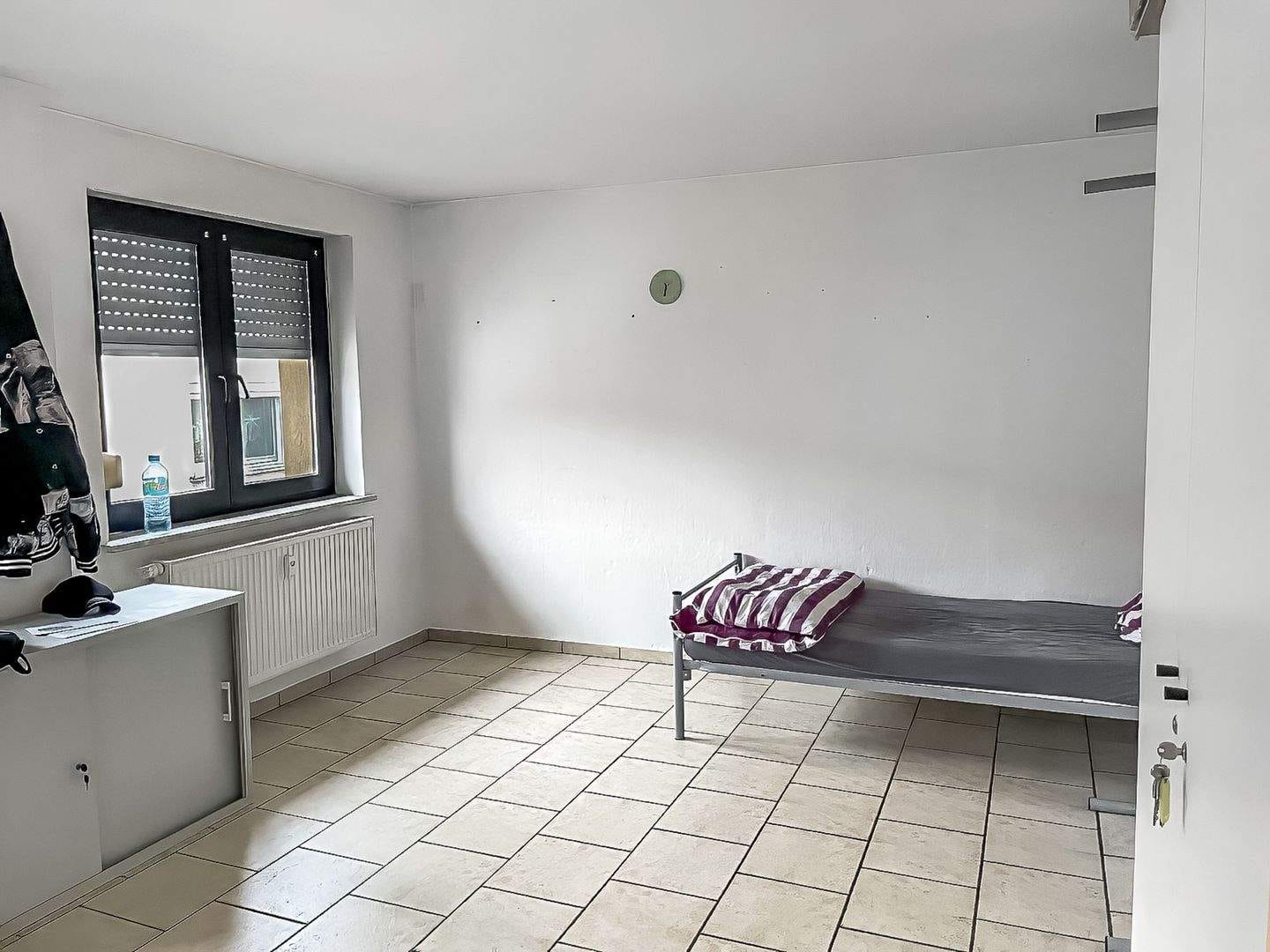 Immobilie in Wonfurt - Freistehendes Zweifamilienhaus in Wonfurt bei Haßfurt saniert vermietet - Kapitalanlage - Bild 2