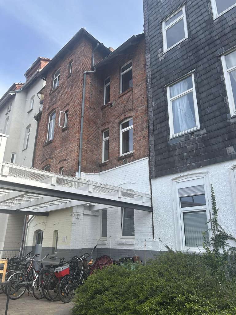 Immobilie in Göttingen - -Interessante Kapitalanlage-
Denkmalgeschütztes Mehrfamilienhaus in sehr guter Innenstadtlage
 - Bild 1