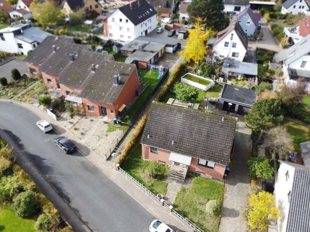 Immobilie in Edemissen - Verklinkertes Ein- oder Zweifamilienhaus in Abbensen - Bild 0