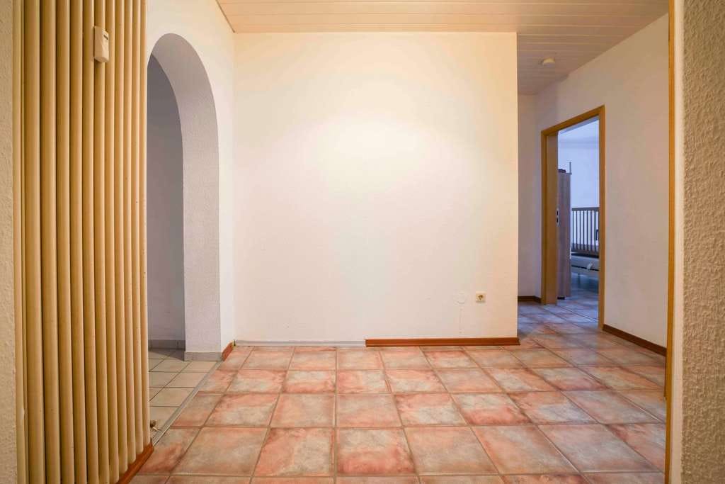 Immobilie in Sontheim an der Brenz - Leerstehende 3-Zimmer-Wohnung mit Stellplatz – ideal zur Eigennutzung oder Kapitalanlage - Bild 4