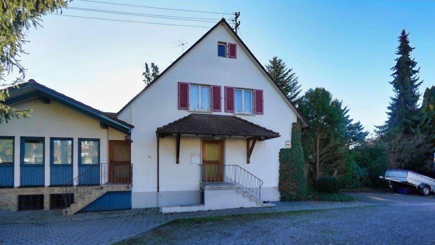 Immobilie in Uhldingen-Mühlhofen - VIEL PLATZ UND VIELE MÖGLICHKEITEN - HIER KÖNNEN SIE IHREN WOHNTRAUM LEBEN - Bild 1