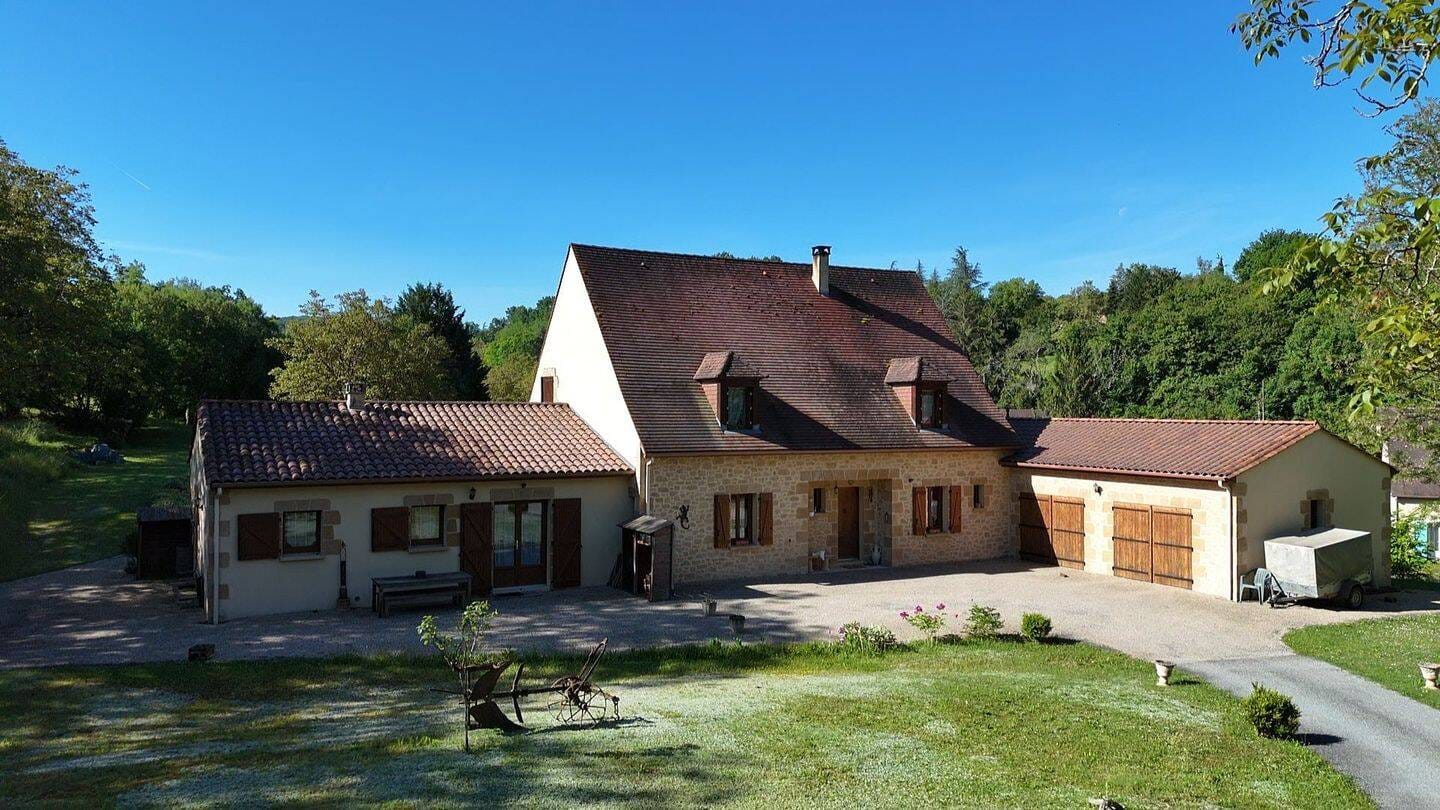 Immobilie in Nettelsee - Moderne, vollständig bestehend aus einem Haupthaus, einer unabhängigen Gîte, einem beheizten Pool un - Bild 1