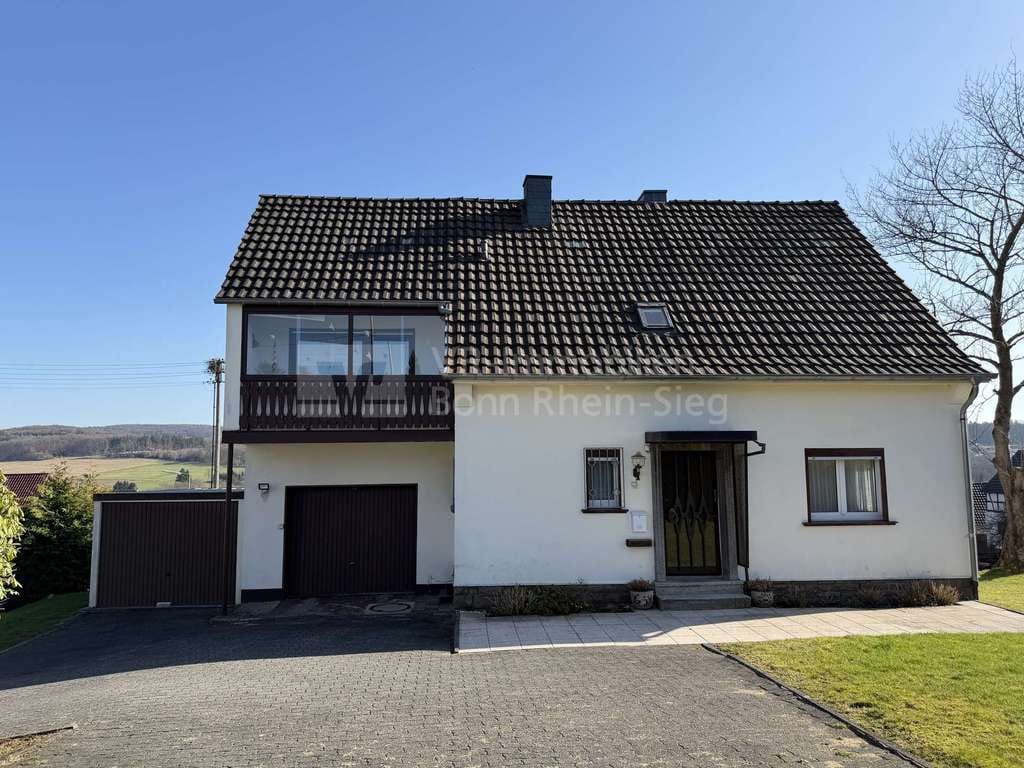 Immobilie in Ruppichteroth - Zentral. Guter Erhaltungszustand. Vielseitig. Ihr neues Zuhause wartet auf Sie! - Bild 0