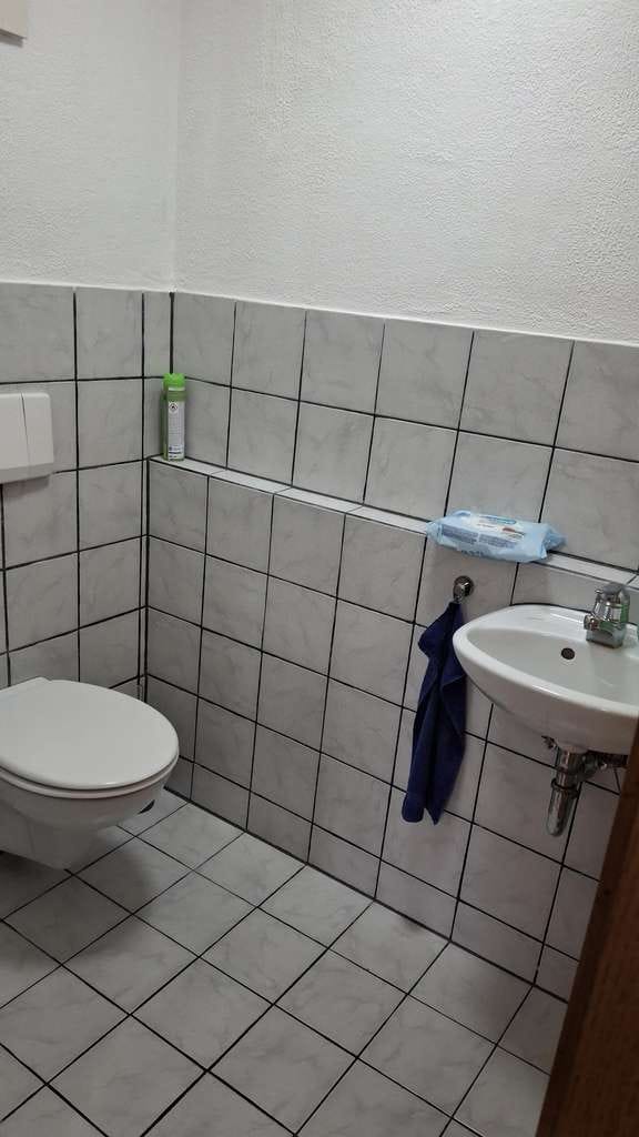Immobilie in Aichtal - Gemütliche ETW in Aichtal - Wohnen auf drei Ebenen mit Einbauküche

 - Bild 4