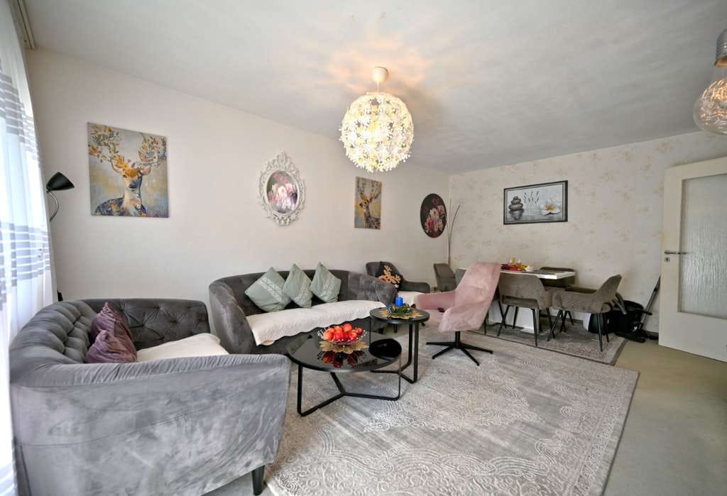 Immobilie in Poing - VERMIETET - solide 2 Zi.-Whg. mit sonnigem Balkon - Bild 2
