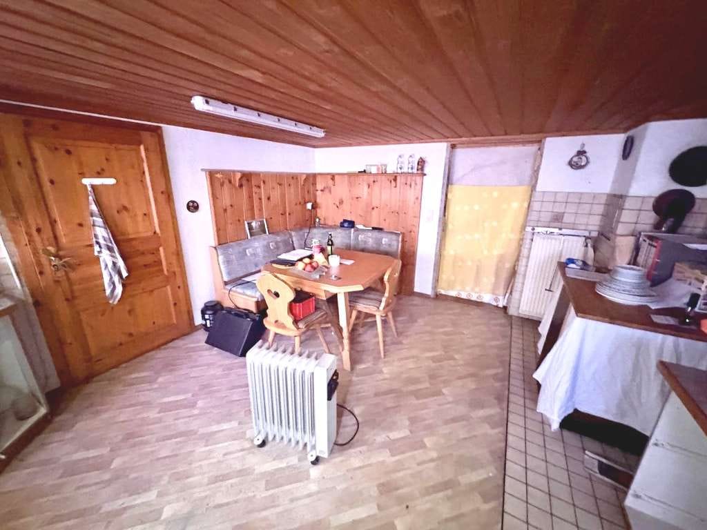 Immobilie in Leutkirch im Allgäu - Ehemalige Hofstelle mit großem Grundstück und vielseitiger Nutzungsmöglichkeit - Bild 4