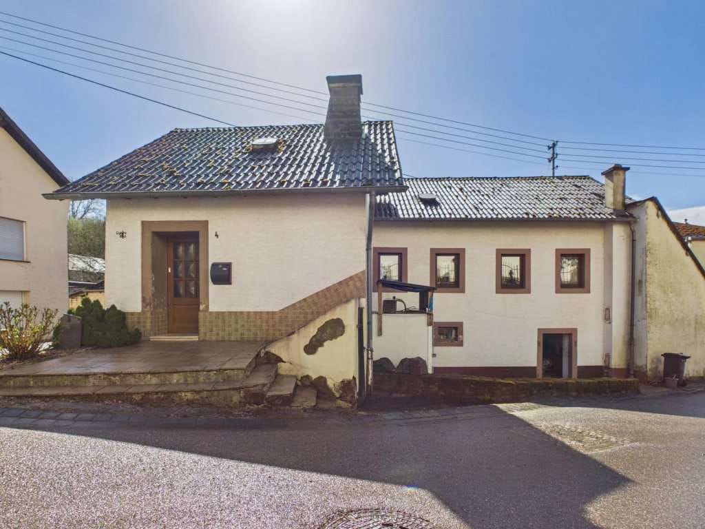 Immobilie in Hüttingen bei Lahr - Häuschen in der Südeifel, ideal als Ferienhaus oder Festwohnsitz - Bild 0