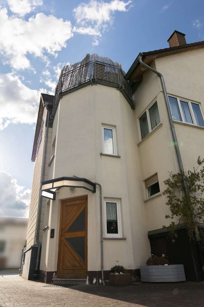 Immobilie in Allendorf (Lumda) - Zweifamilienhaus in Allendorf Lda. mit Option auf ein zusätzliches Gartengrundstück
 - Bild 1
