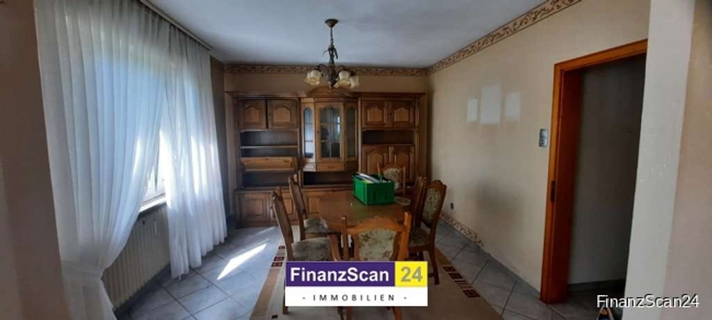 Immobilie in Pirmasens - +++ Mehrgenerationenhaus  -  1240 m² Grundstück  -  mit viel Potential +++ - Bild 2