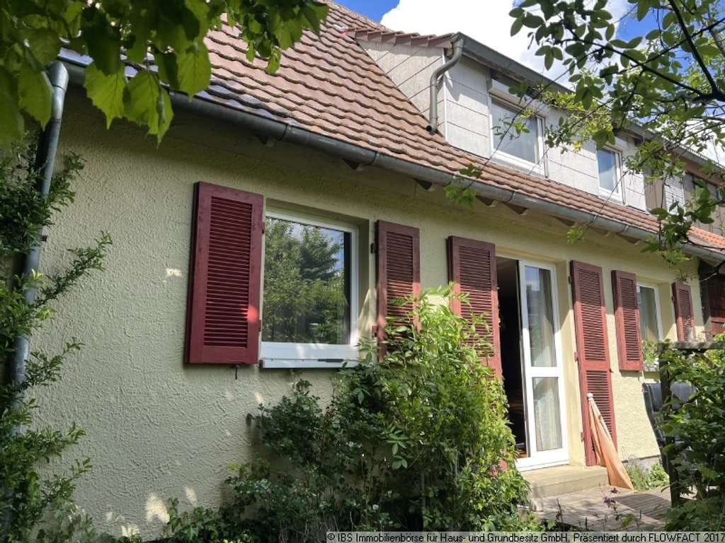 Immobilie in Schrozberg - KLEIN ABER MEIN: Sanierungsbedürftige Doppelhaushälfte mit schönem Garten - Bild 3