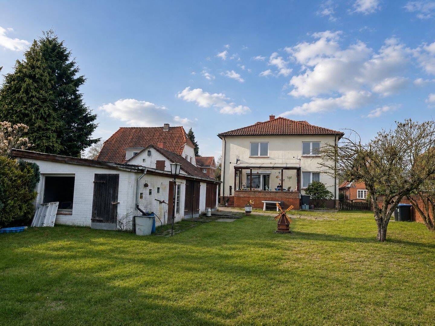 Immobilie in Bad Bevensen - Toplage Möllerstraße: 2-3 Familienhaus auf traumhaftem Grundstück mit großem Potenzial - Bild 3