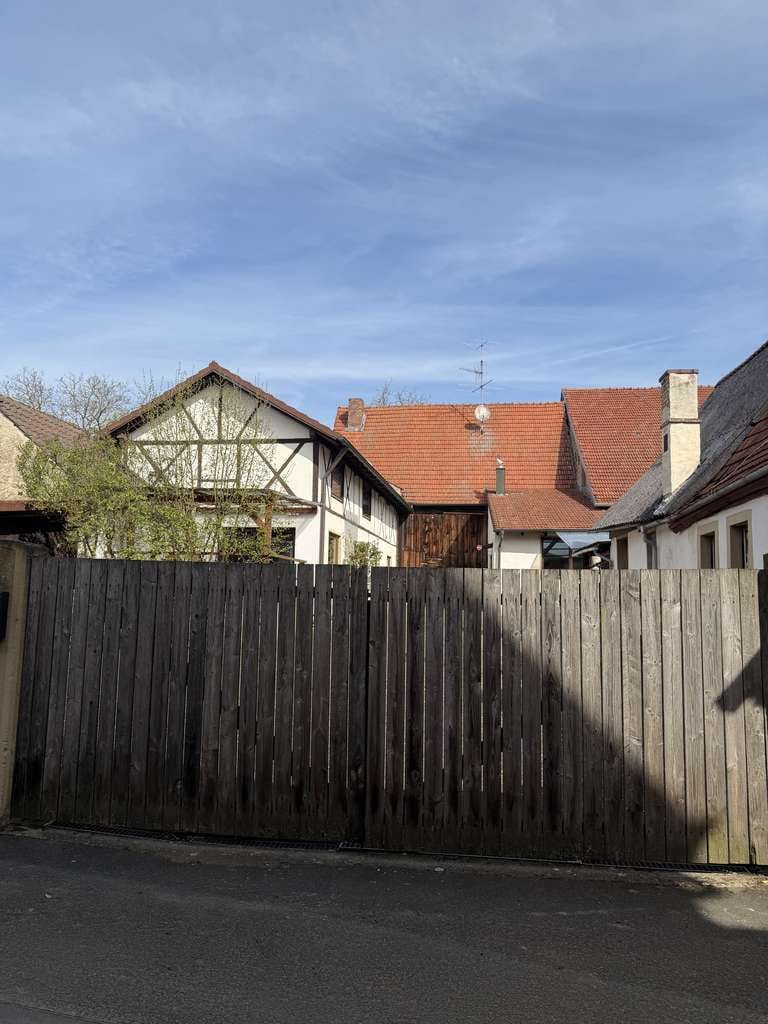 Immobilie in Gädheim - Wohnanwesen mit Scheune, Werkstatt und großem Grundstück in Ottendorf (97503) - Bild 4
