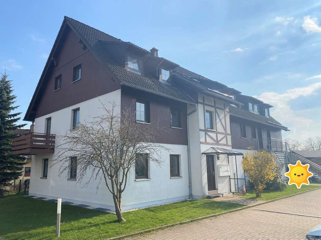 Immobilie in Börnichen - * * *Großzügige 2-Raum-Wohnung mit Balkon und Stellplatz im idyllischen BÖRNICHEN* * * - Bild 0