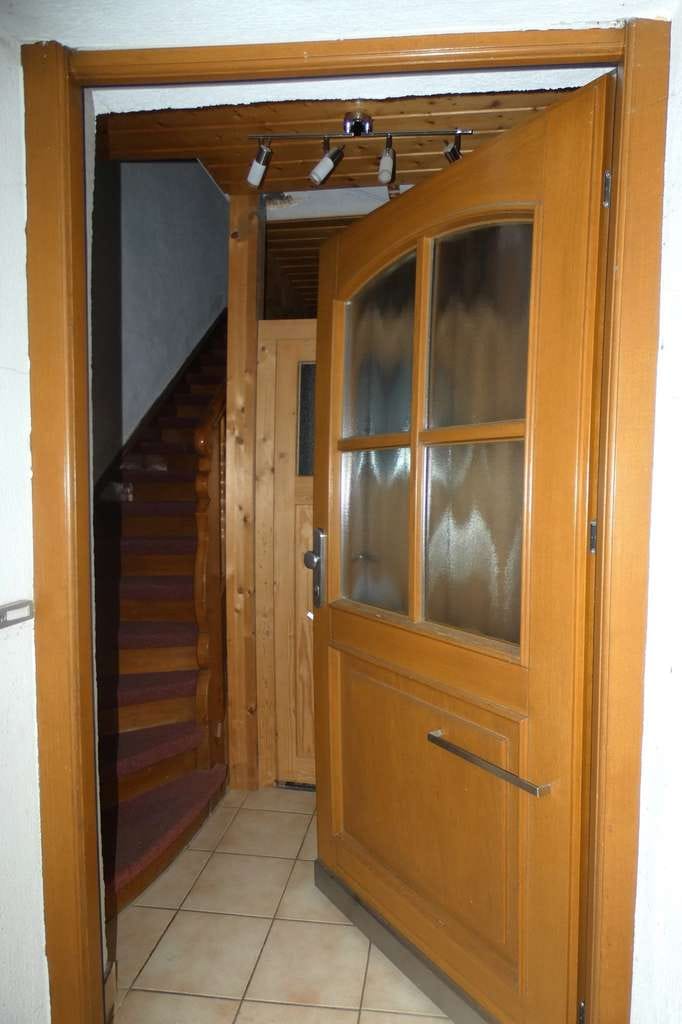 Immobilie in Asselfingen - BARRIEREFREIE 4-ZIMMER-WOHNUNG mit Balkon, Doppelgarage und Nebengebäude in Asselfingen zu verkaufen - Bild 1