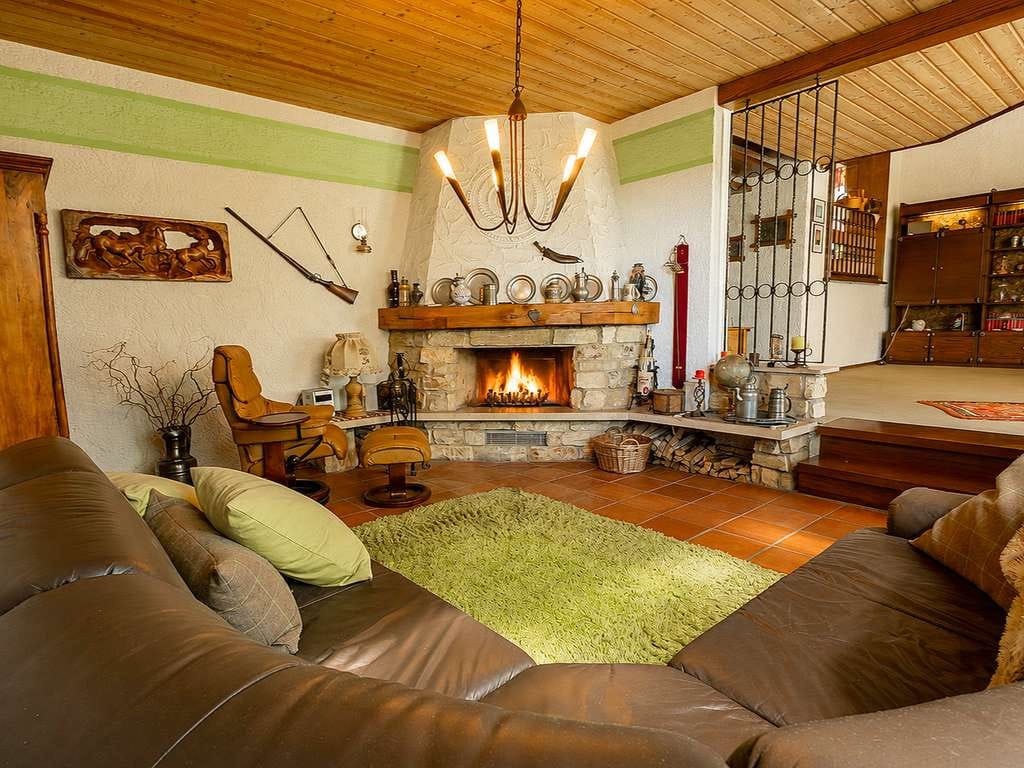 Immobilie in Sonnefeld - Großzügige Architektenvilla mit traumhaftem Grundstück in bester Lage von Sonnefeld - Bild 3