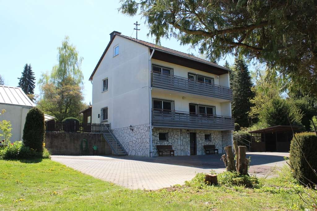 Immobilie in Hahnstätten - Einfamilienhaus mit Park - Bild 4