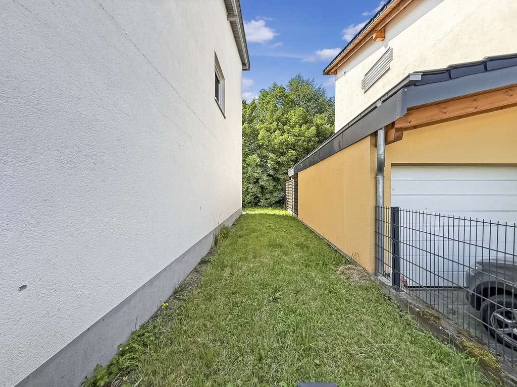 Immobilie in Otterbach - Großzügiges Einfamilienhaus in ruhiger Bestlage von Otterbach – modern, flexibel und wertstabil - Bild 2