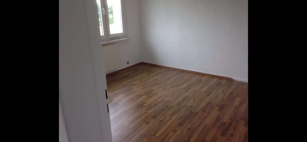 Immobilie in Lichtenstein/Sachsen - sanierte 2,5-Zimmer-Wohnung: Ihr Wohlfühl-Zuhause oder solide Kapitalanlage in Lichtenstein - Bild 1