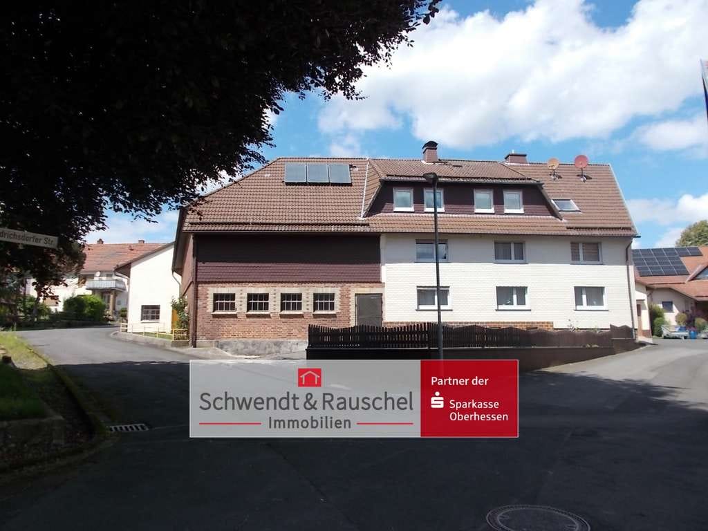 Immobilie in Grebenhain - Familienhaus mit Nebengebäuden in Grebenhain-Hartmannshain - Bild 0