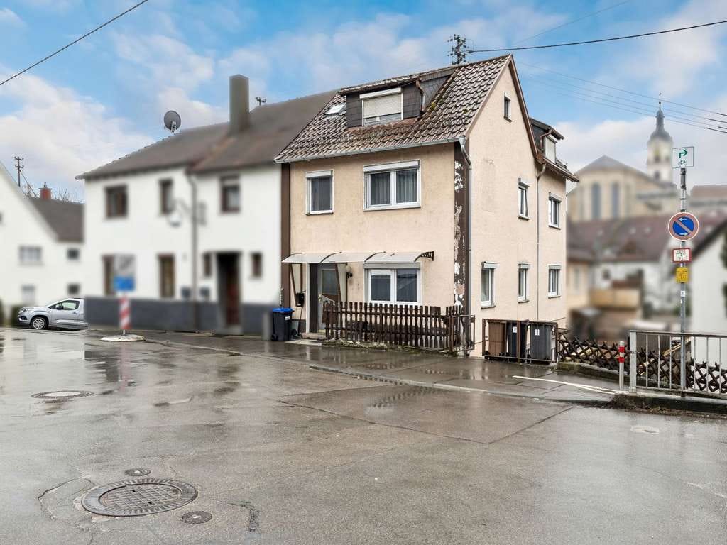 Immobilie in Neuhausen auf den Fildern - Hier kann man sich austoben: Ein- oder Zweifamilienhaus auf 4 Etagen in Neuhausen - Bild 0