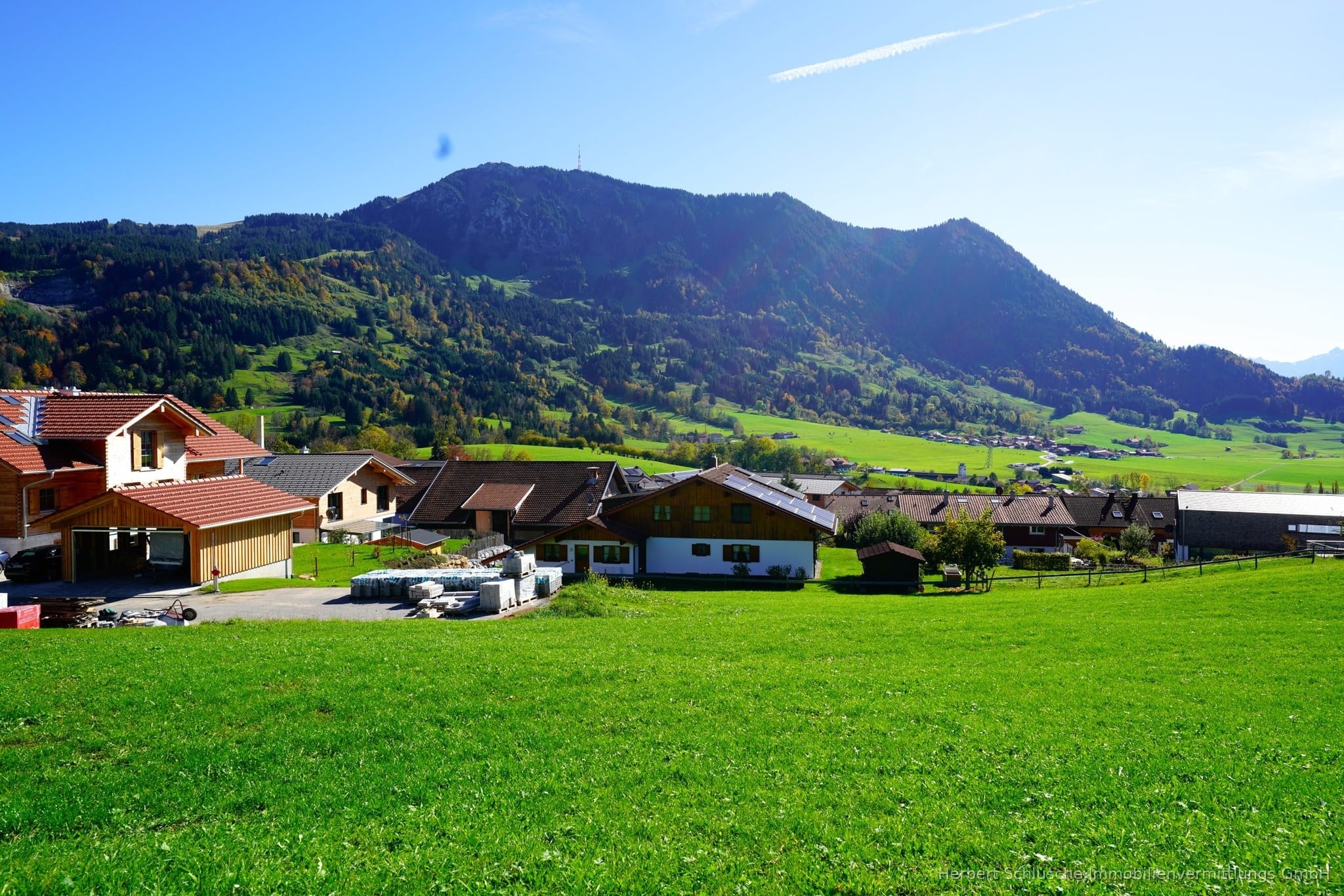 Immobilie in Rettenberg - Mit tollem Bergblick & Hochwertige Neubau Doppelhaushälften im Oberallgäu - Bild 3