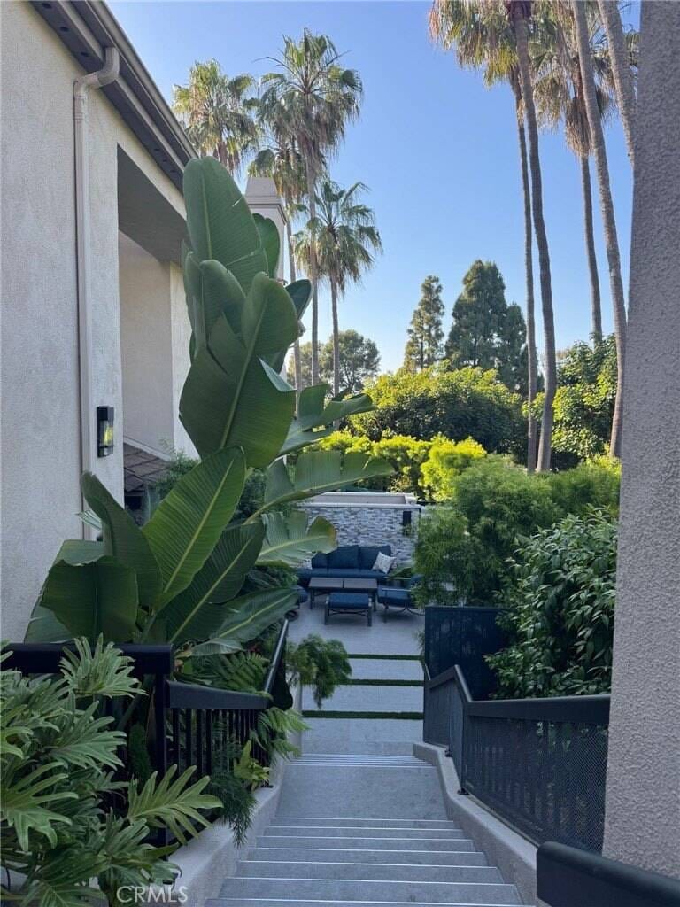 Immobilie in Neustadt an der Waldnaab - Wohnung in Newport Beach - Bild 2