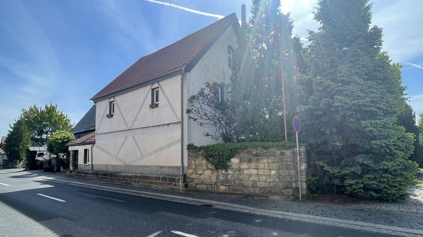 Immobilie in Großröhrsdorf - Gebäudeensemble mit großer Garage/Halle - Bild 2