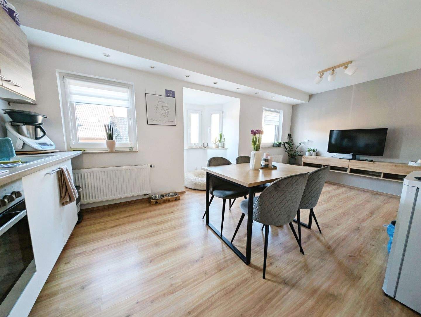 Immobilie in Schleiden - Gepflegtes Mehrfamilienhaus mit 5 Wohneinheiten in ruhiger Lage von Schleiden-Gemünd - Bild 4