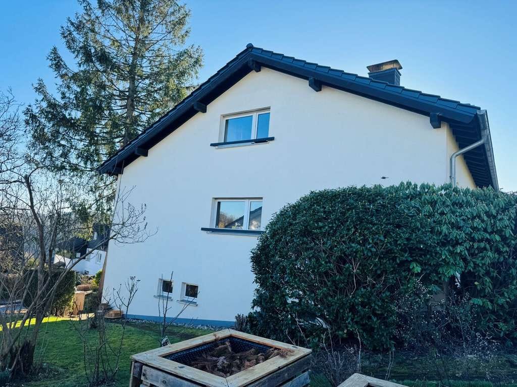 Immobilie in Wiehl - Architektenhaus in begehrter Vorortlage - Bild 3