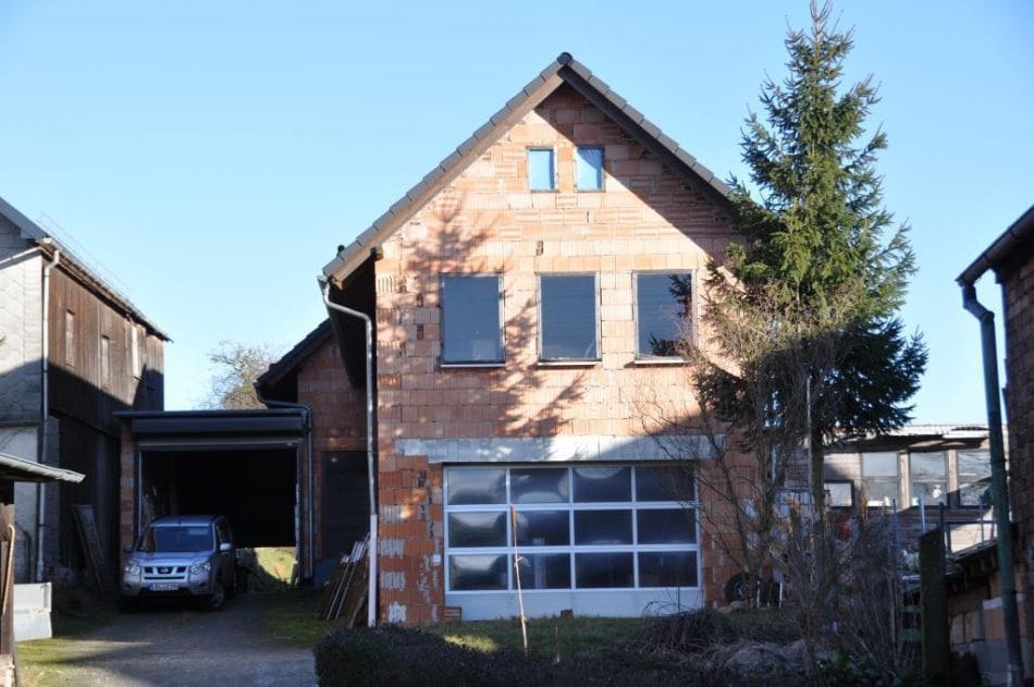 Immobilie in Saalburg-Ebersdorf - Tischlerei mit altem Bauernhof - Bild 1