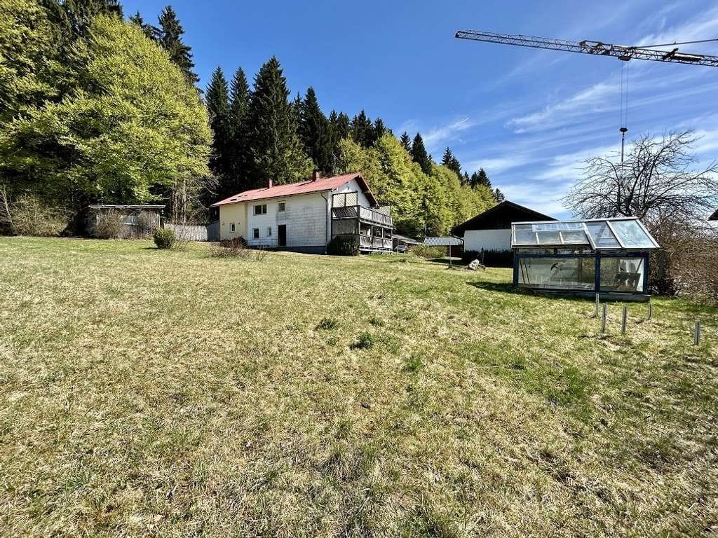 Immobilie in Mauth - Einfamilienhaus mit großem Grundstück in 94151 Mauth / Annathal  - Bild 3
