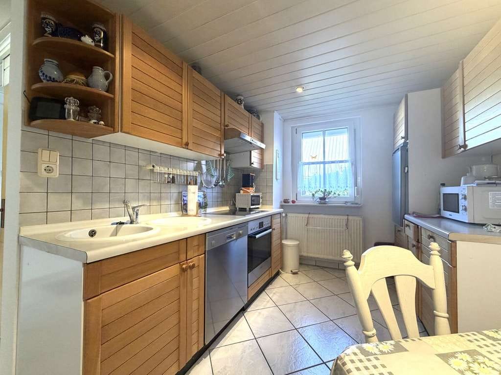 Immobilie in Eckental - Charmantes Reihenmittelhaus mit großem Garten - Bild 2