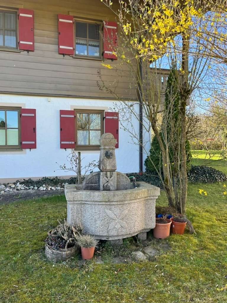 Immobilie in Chiemsee - Ihr neues Zuhause mit zusätzlichem Einkommen / 3-Familien-Haus - Bild 0