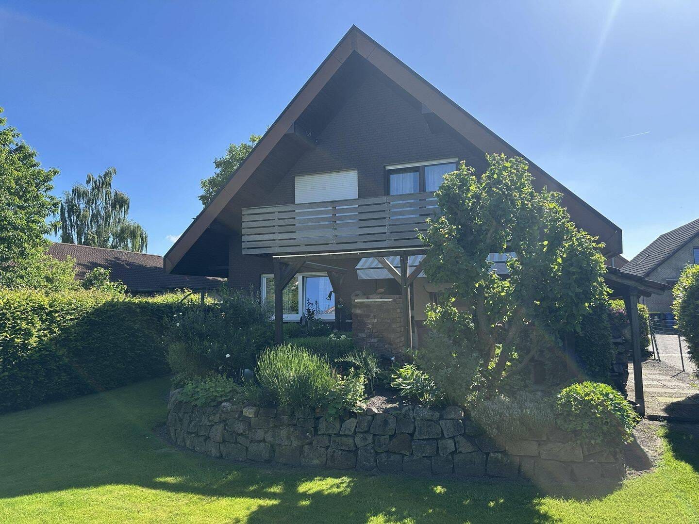 Immobilie in Goldenstedt - Großräumiges Einfamilienhaus in zentraler Lage in Goldenstedt - Bild 1