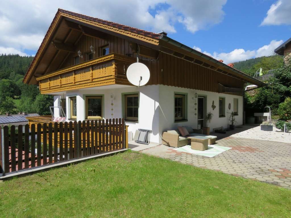 Immobilie in Bodenmais - Zweifamilien-Landhaus mit ELW in absolut ruhiger Höhenlage mit Ausblick in Bodenmais - Bild 4