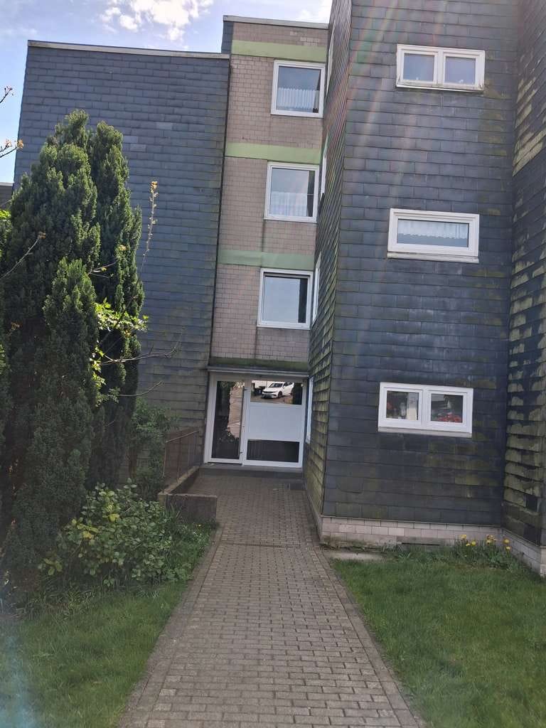 Immobilie in Radevormwald - Attraktive Kapitalanlage mit laufenden Mieteinnahmen - Bild 0