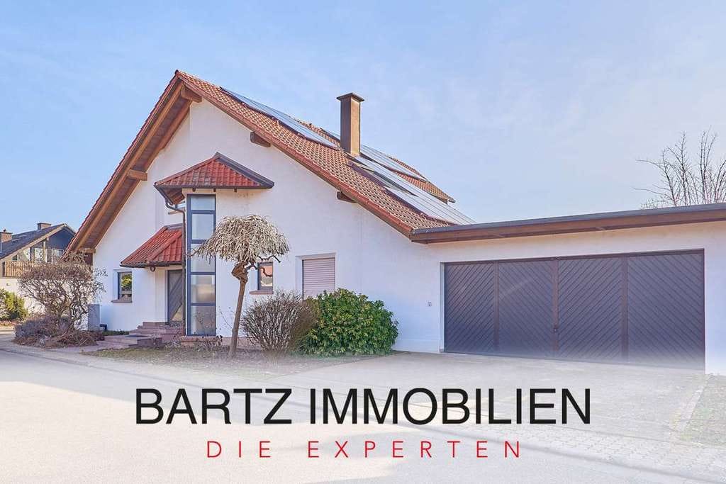 Immobilie in Dannstadt-Schauernheim - Ein Zuhause zum Ankommen: Familienidylle mit grünem Gartenparadies und Einliegerwohnung - Bild 0