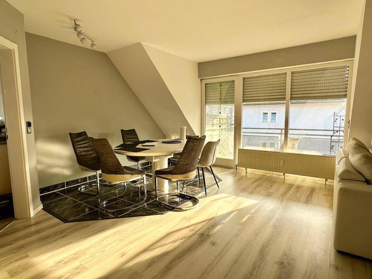 Immobilie in Burgthann - Geräumige Wohnung in Burgthann/Ezelsdorf – Balkon & Keller, Toplage zwischen Nürnberg und Fürth - Bild 0