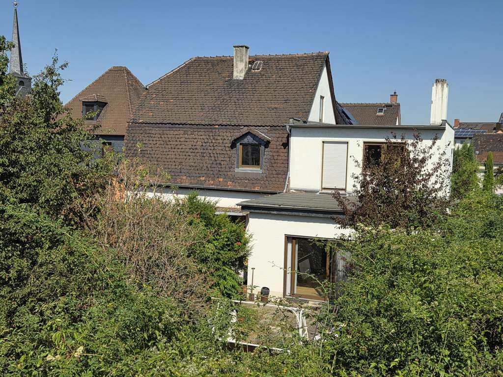 Immobilie in Bürstadt - 1-2 Familienhaus mit großem Garten - Bild 2