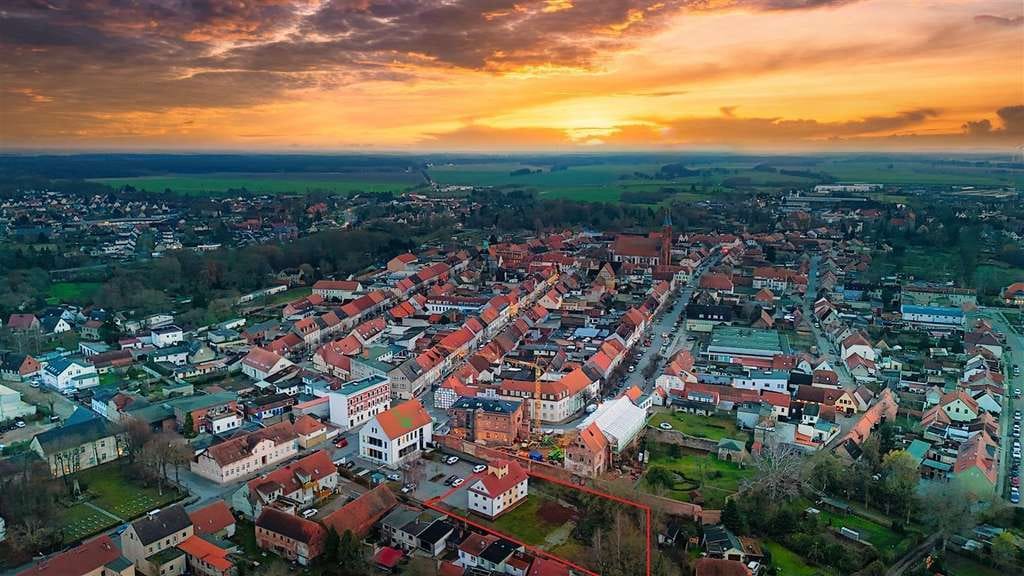 Immobilie in Gumtow - Einfamilienhaus mit Gewerbe + Baulandoption in Kyritz an der Knatter - Bild 2