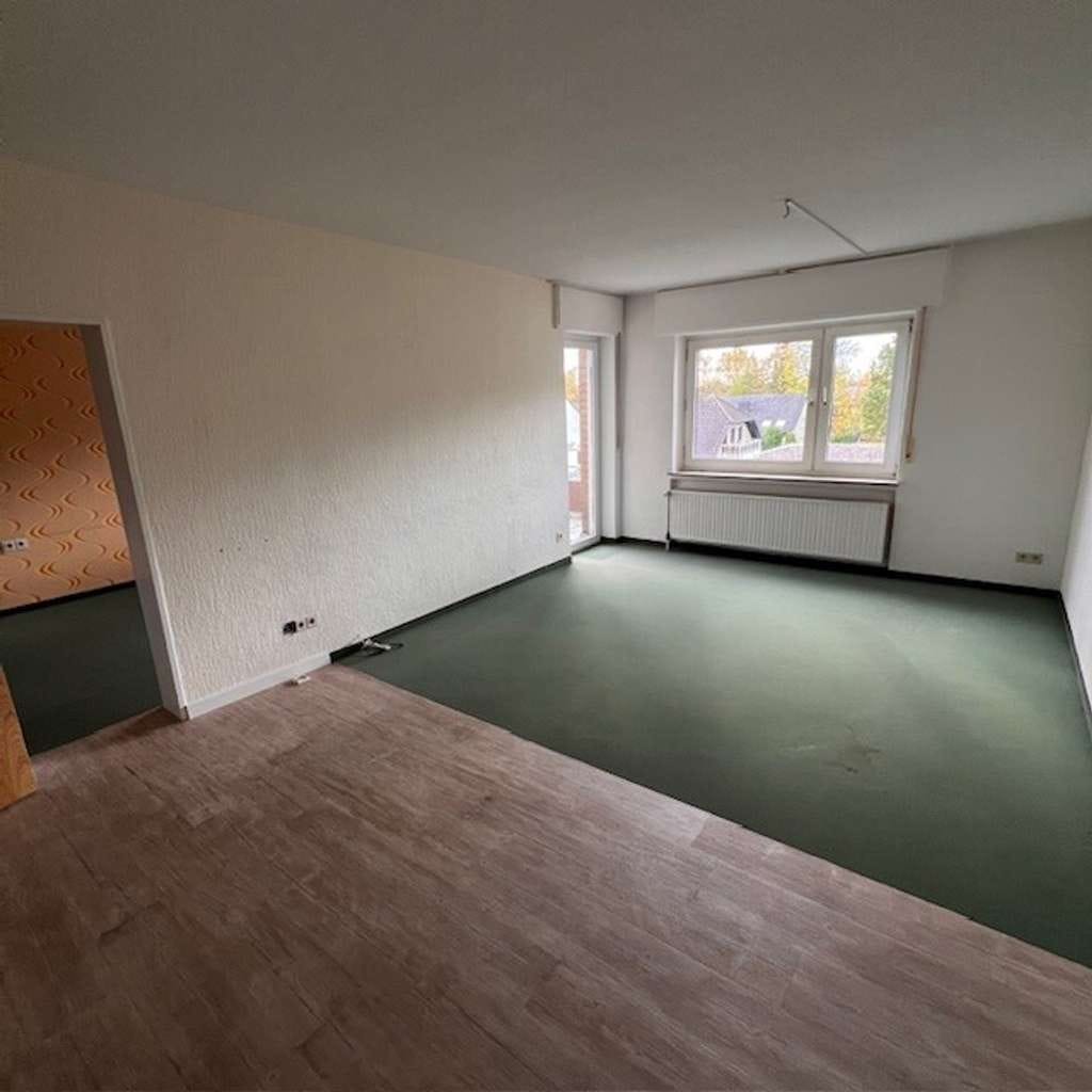 Immobilie in Bad Sassendorf - Interessante 3-Zimmer-Eigentumswohnung in guter Lage von Bad Sassendorf mit Balkon und Stellplatz! - Bild 1