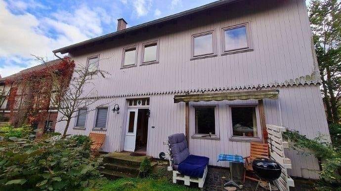 Immobilie in Heinade - /// Großzügiges 2- Familienwohnhaus, ideal für Pferde- oder Kleintierhaltung /// - Bild 0