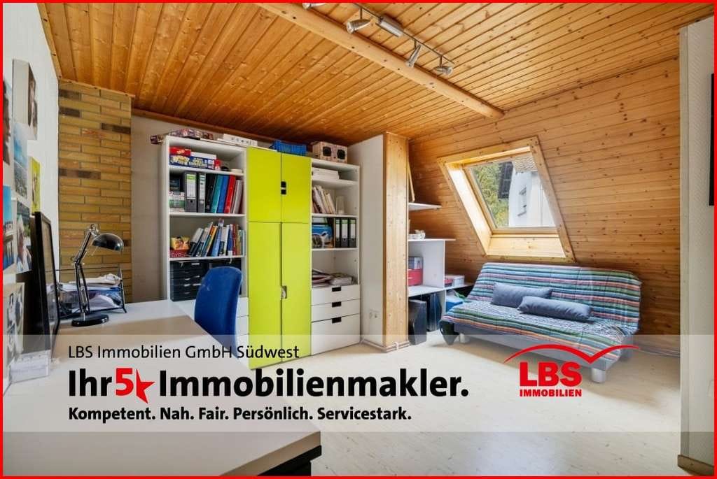 Immobilie in Schweisweiler - Umfangreich energetisch saniertes bäuerliches Anwesen mit Nebengebäuden und Garten - Bild 4