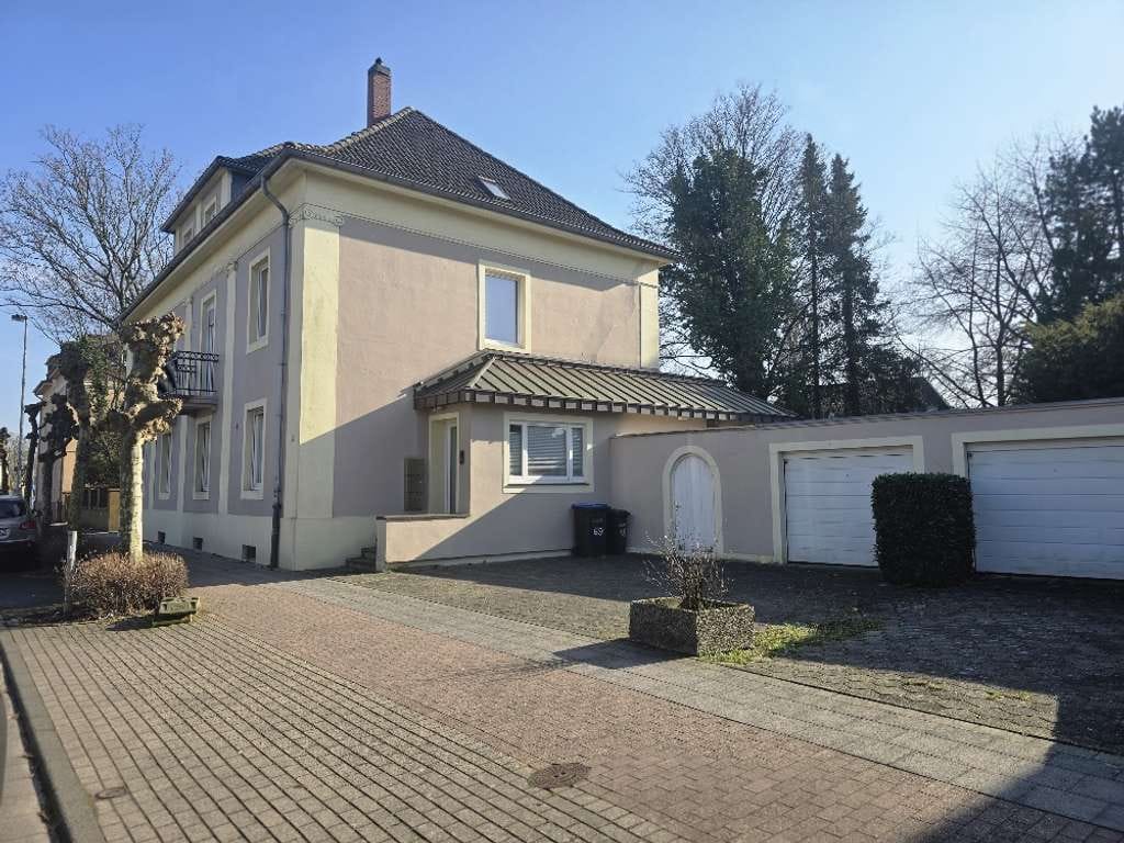 Immobilie in Erkelenz - Zwei Familien-Doppelhaushälften, Mehrgenerationenhaus oder ein Geschäftssitz. - Bild 0